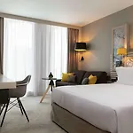 Hilton Garden Centre Otel