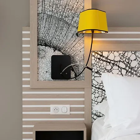 Hilton Garden Centre Hotel 4*