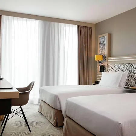 Hilton Garden Centre 4*