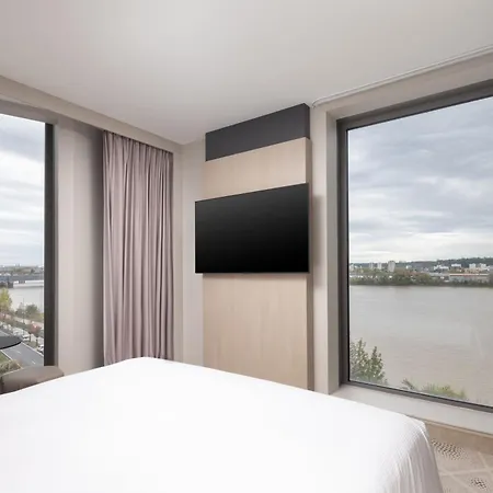 Hilton Garden Centre Hotel Bordeaux