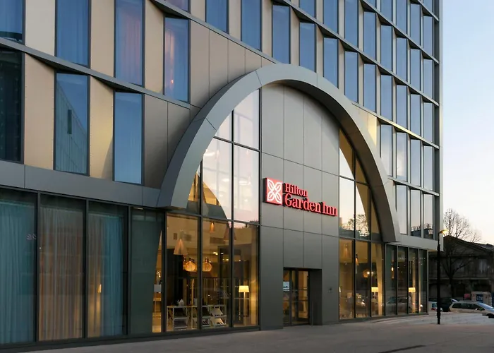 Hilton Garden Centre 4*