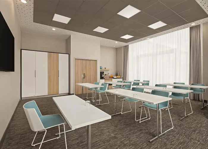 Hilton Garden Centre