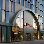 Hilton Garden Centre 4*
