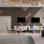 Hilton Garden Centre Hotel