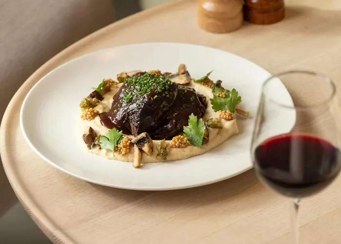 Hotell Hilton Garden Centre 4*